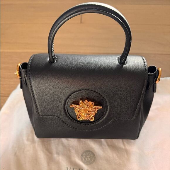 Authentic Versace
Mini La Medusa Leather Top Handle Bag - Picture 5 of 16